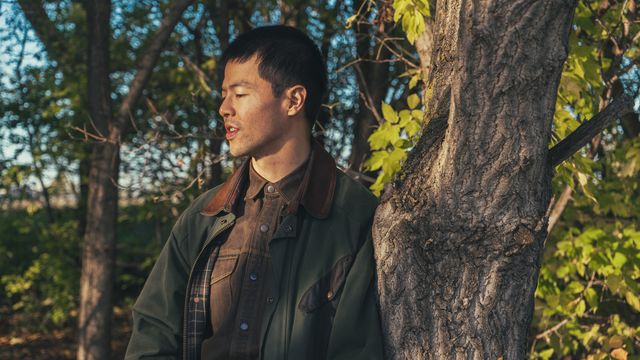 profile photo head turned mitch park blah148